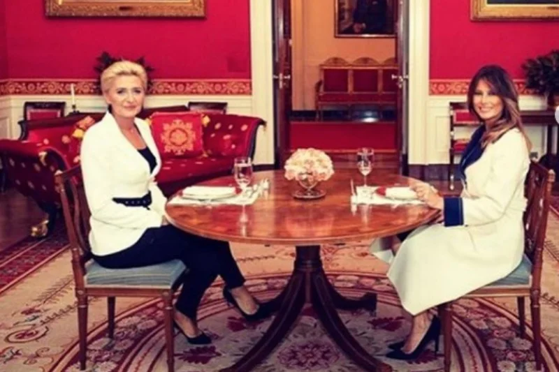 Agata duda i Melania Trump podczas rozmowy w Białym Domu