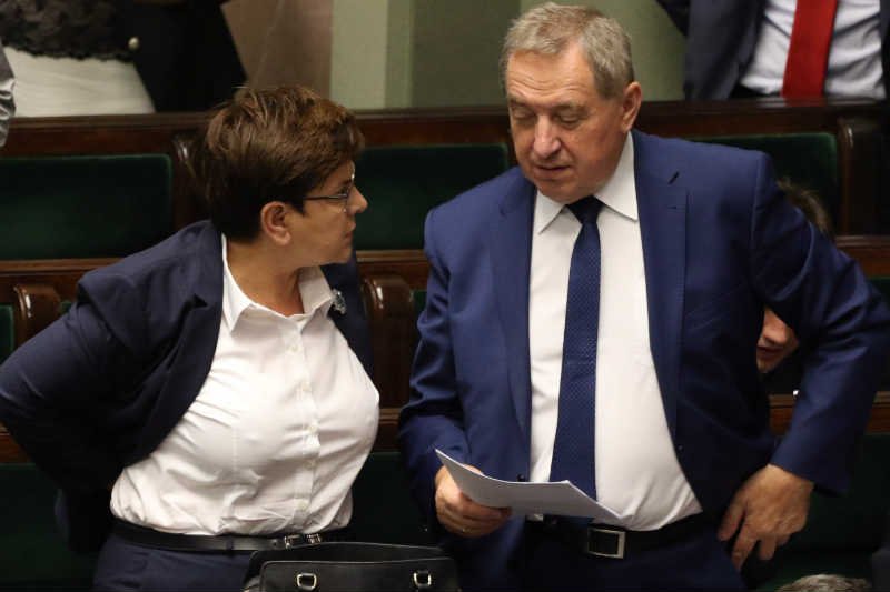 Rząd wprowadzi jednolitą składkę – zapowiedział minister Henryk Kowalczyk.