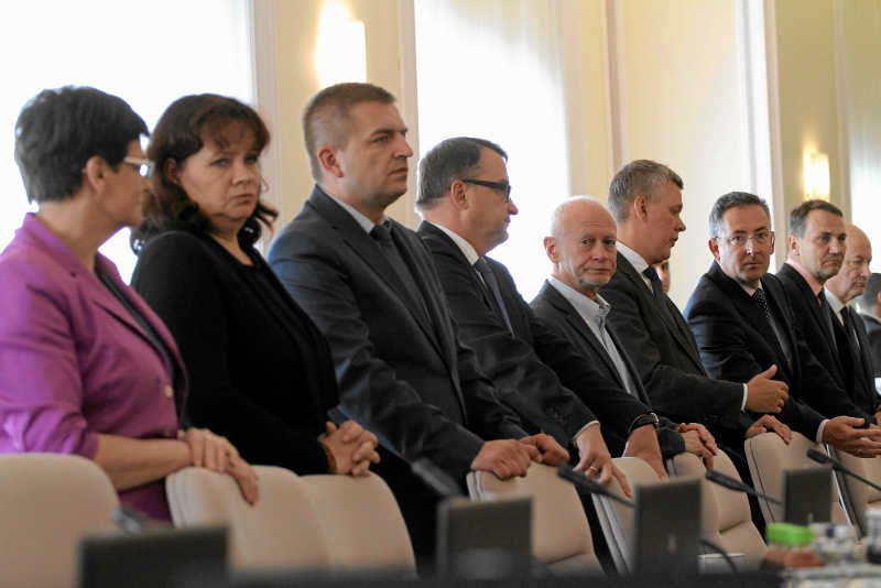 Byli ministrowie PO tłumnie wybierają się do Brukseli.