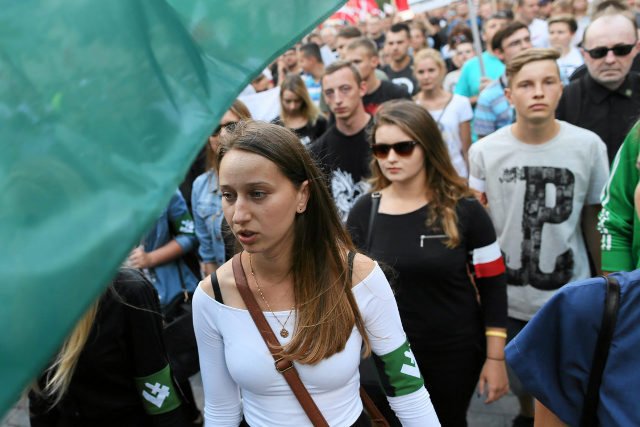 "Jak widzę nacjonalistów maszerujących w powstańczych opaskach to myślę, że coś jest nie tak".