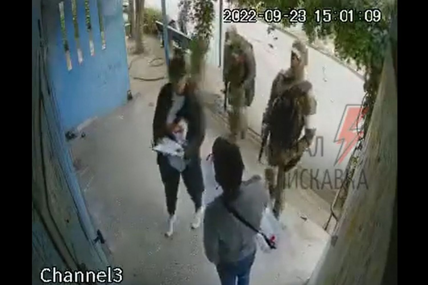 Głosowanie w pseudoreferendach w okupowanych częściach Ukrainy.