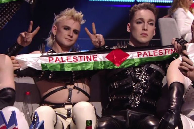 Zespół Hatari zaprezentował szaliki z napisami "Palestyna" w czasie Eurowizji.