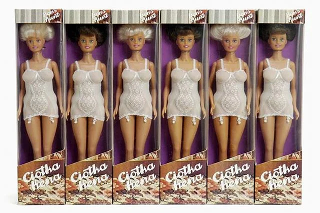 Zbigniew Libera, Ciotka Kena, 1994.