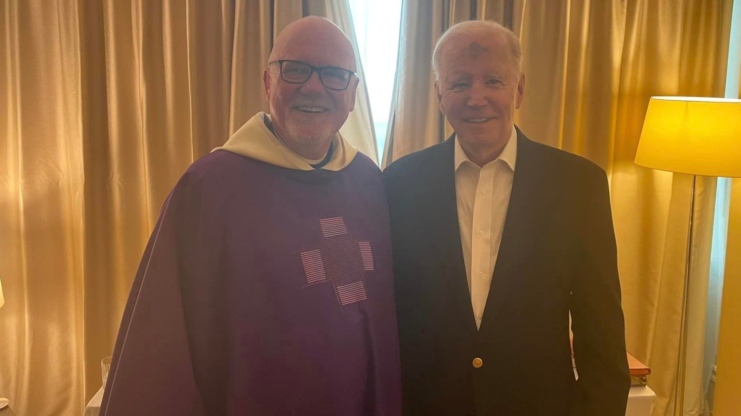 Joe Biden wziął udział w sekretnej mszy.