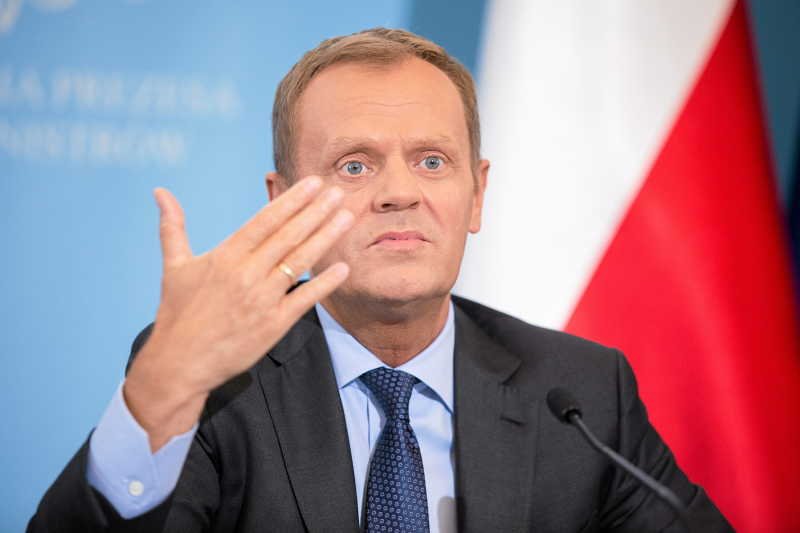 PO już nie chce skręcać w lewo. Z programu na rzecz równego traktowania wycięto kontrowersyjne fragmenty.