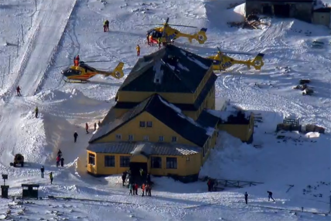 Turyści zsunęli się ze Śnieżki tzw. rynną śmierci