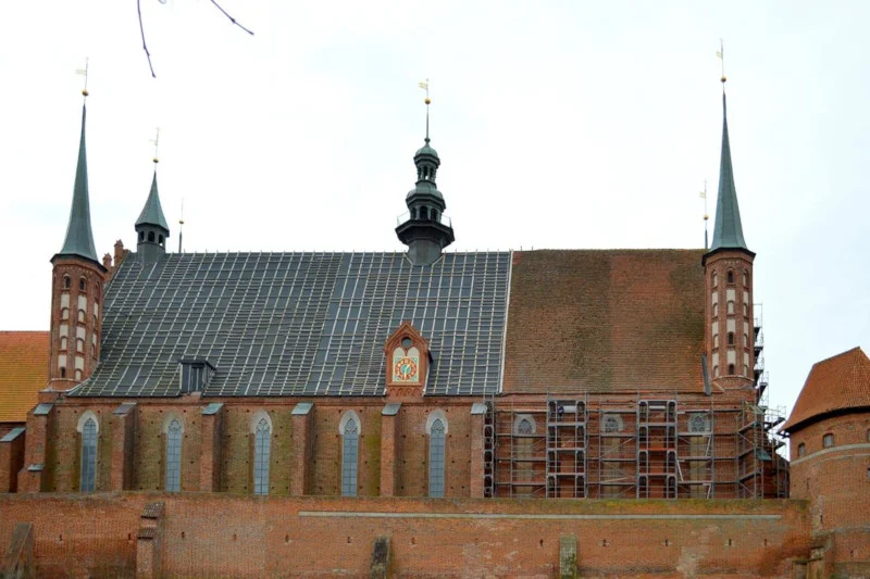 Katedrę we Fromborku wybudowano prawie 700 lat temu.