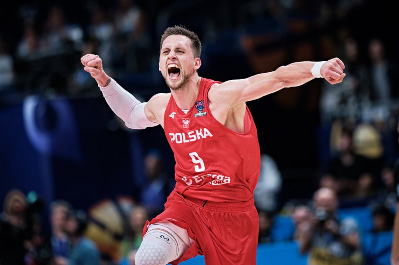 Mateusz Ponitka zagrał kapitalne zawody w starciu z mistrzami Europy. Czy Polak dzięki EuroBasketowi trafi do NBA?