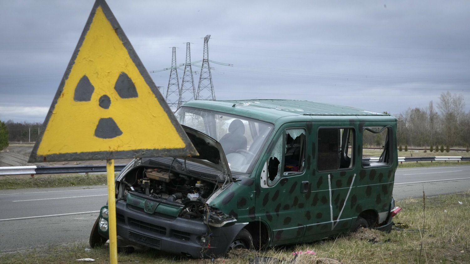 Elektrownia w Czarnobylu niemal doszczętnie zniszczona przez Rosjan. Straty szacuje się na 135 mln dolarów