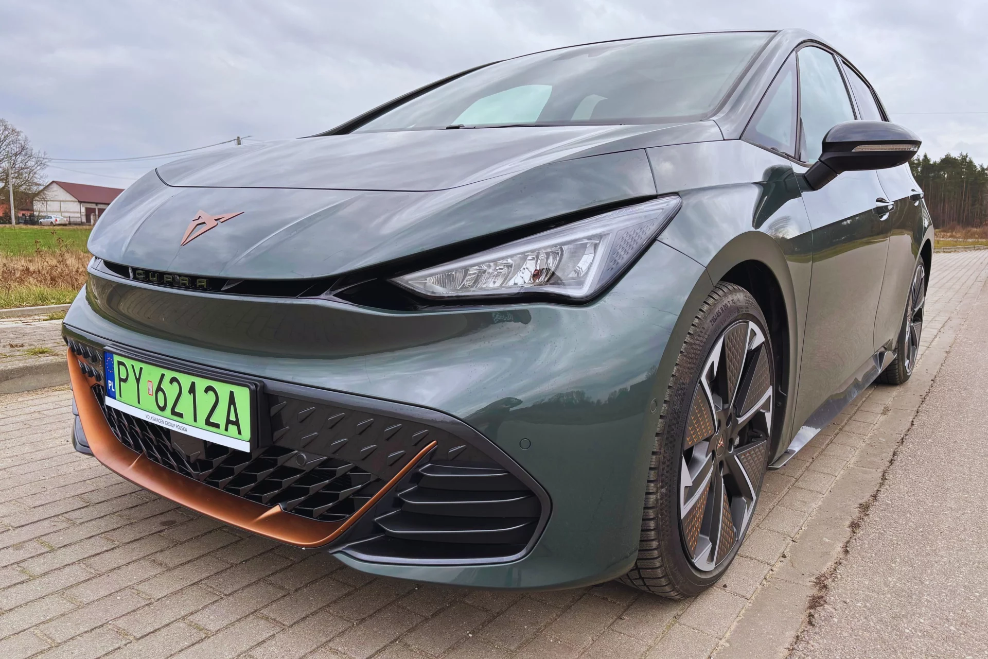 Cupra Born VZ - przód Cupra Born VZ - przód
