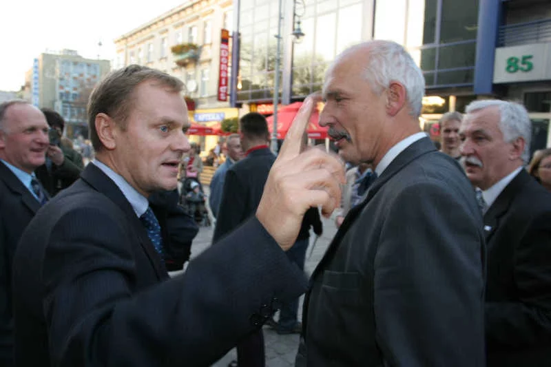 Janusz Korwin-Mikke chce Trybunału Stanu dla Donalda Tuska.