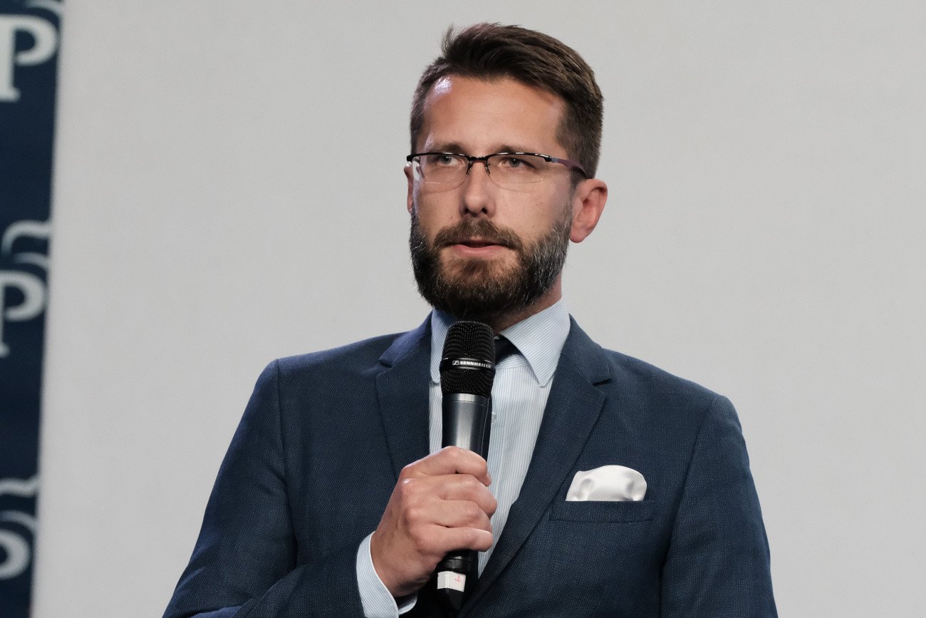 Radosław Fogiel broni ustawy "lex TVN".