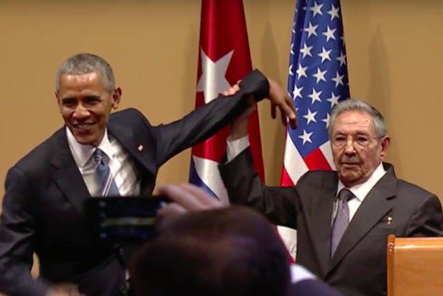 Niezręczny moment jest szeroko komentowany przez amerykańskie media.