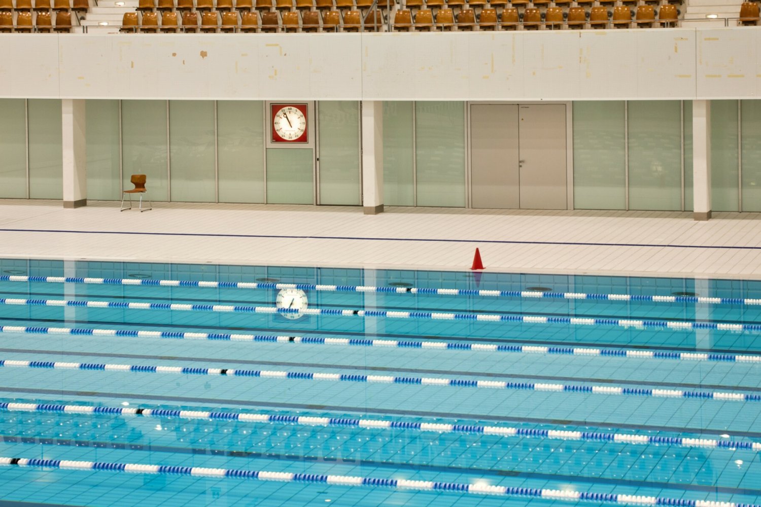 Basen w Berlinie. Władze zdecydowały, że wszyscy będą mogli pływać topless, niezależnie od płci