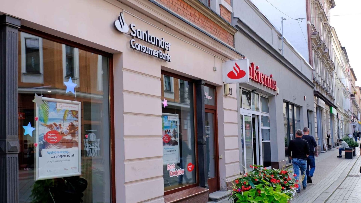 Kradzież z kont w Santanderze. Jest ruch śledczych. Co z pieniędzmi? Bank Santander