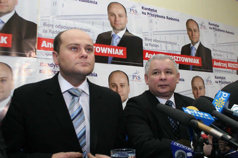 Andrzej Kosztowniak jako kandydat na prezydenta Radomia cieszył się poparciem Jarosława Kaczyńskiego. Zdjęcie z kampanii w 2006 roku.