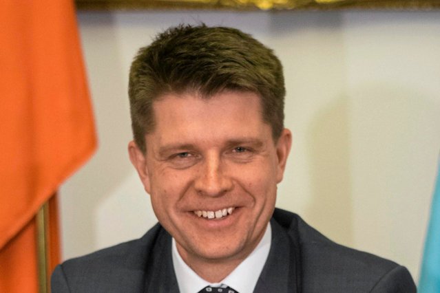 Petru dba o to by nie zapomniano o nim w mediach, to zapewne jedna z przyczyn rosnącego poparcia w sondażach.