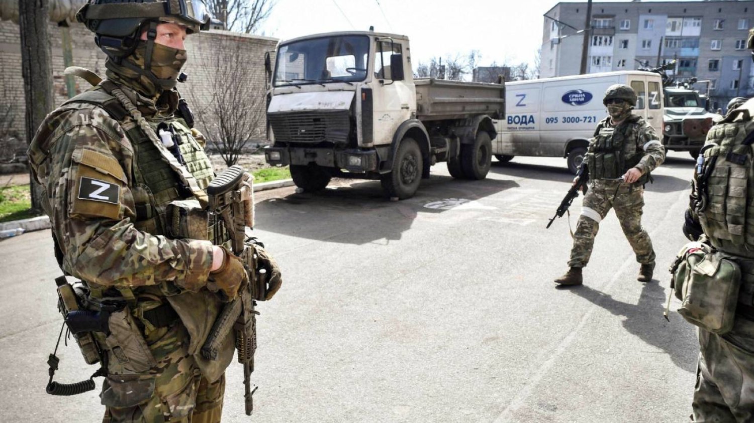 Grabieże rosyjskich żołnierzy w Ukrainie. FSB rekwiruje łupy