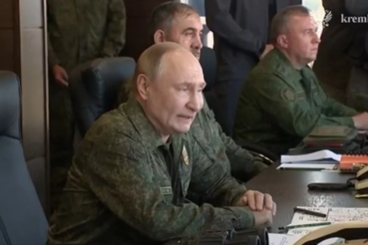 Putin nagle pojawił się na ćwiczeniach Zapad. "Plany ćwiczeń oparto"