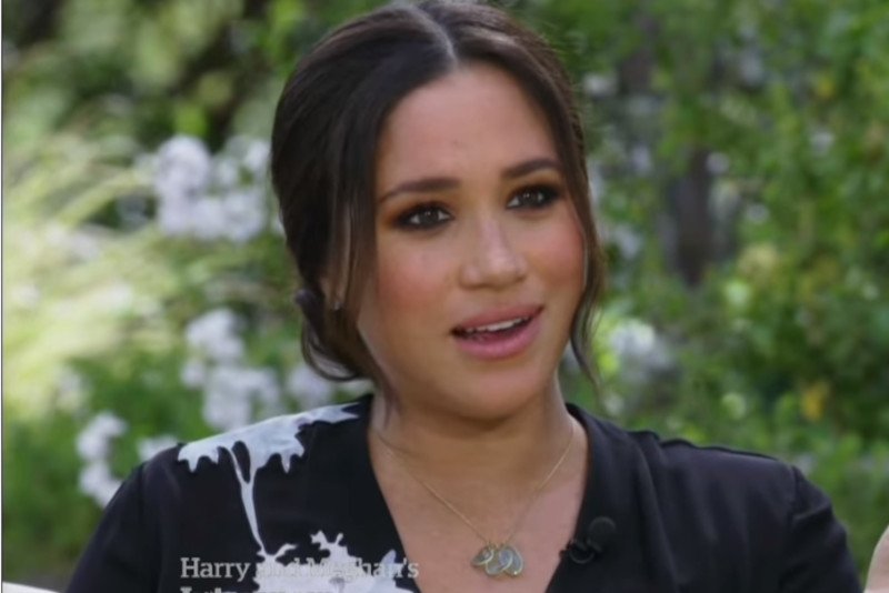 Wiele osób zarzuca Meghan Markle wykorzystywanie aktorskich umiejętności podczas wywiadu u Opry Winfrey.