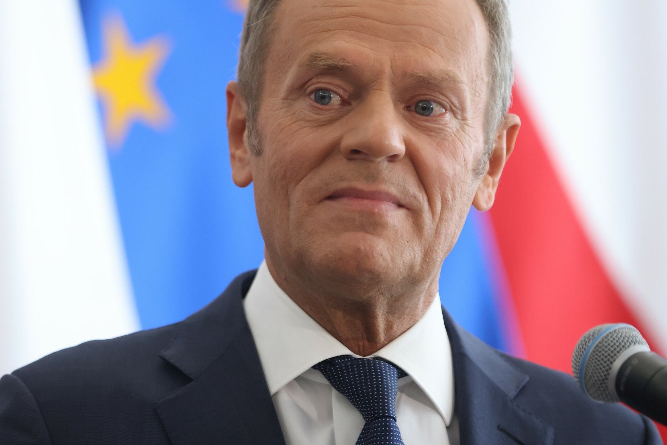 Donald Tusk przeprosił na Twitterze Jarosława Kaczyńskiego