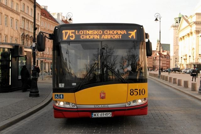 Z warszawskiej komunikacji miejskiej trudniej będzie usuwać osoby bezdomne.