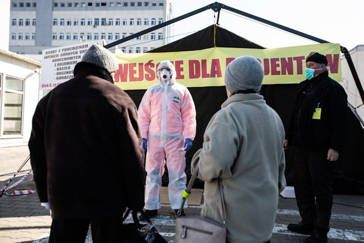 Jak Polska radzi sobie z pandemią na tle innych krajów?