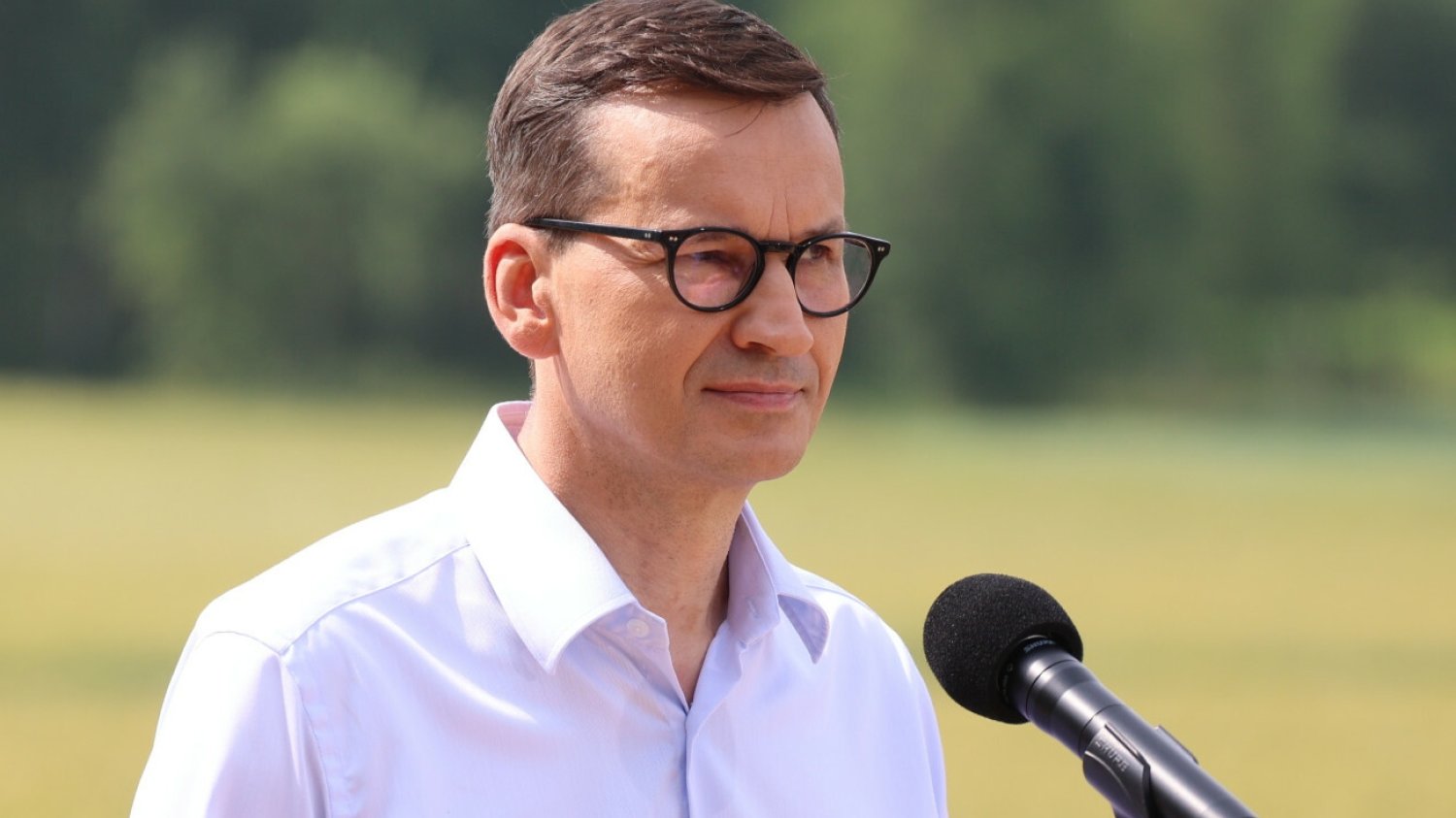 Mateusz Morawiecki pojechał na granicę z Białorusią. Krytykował Donalda Tuska i PO. Mateusz Morawiecki pojechał na granicę z Białorusią. Krytykował Donalda Tuska i PO.