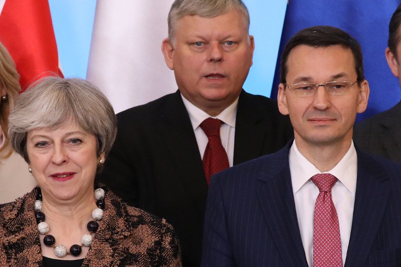 To pierwsze spotkanie Mateusza Morawieckiego w roli premiera z Theresą May.