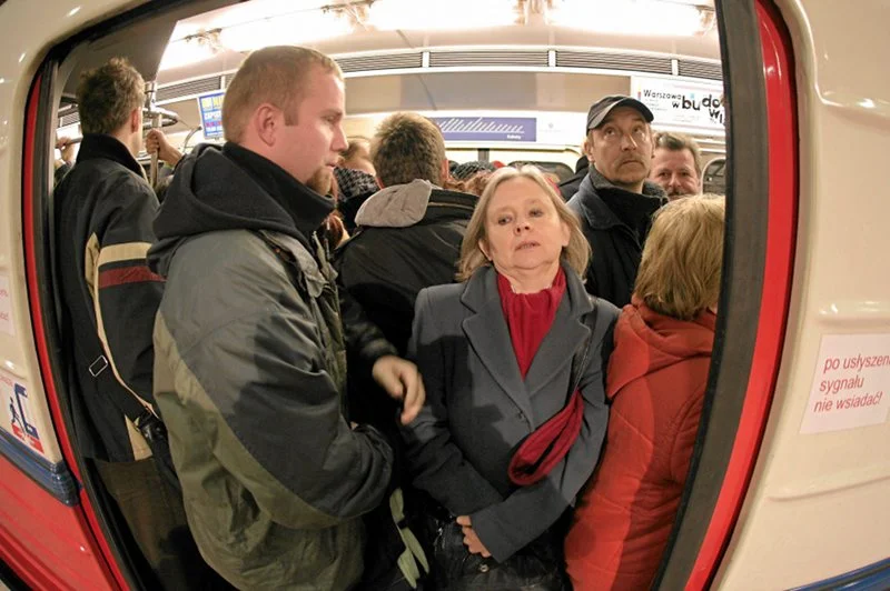 Tłok w warszawskim metrze