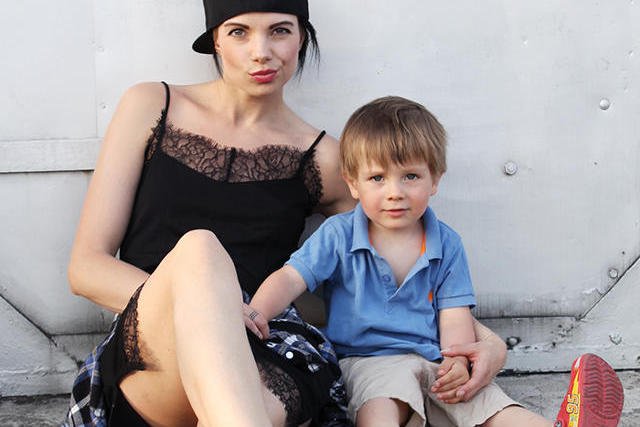 Magda Waluch, czyli Soie, wraz z synkiem Antkiem.