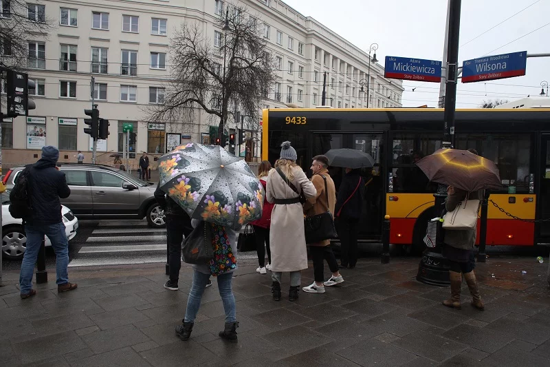 Zmiany powinny też dotyczyć infrastruktury drogowej.