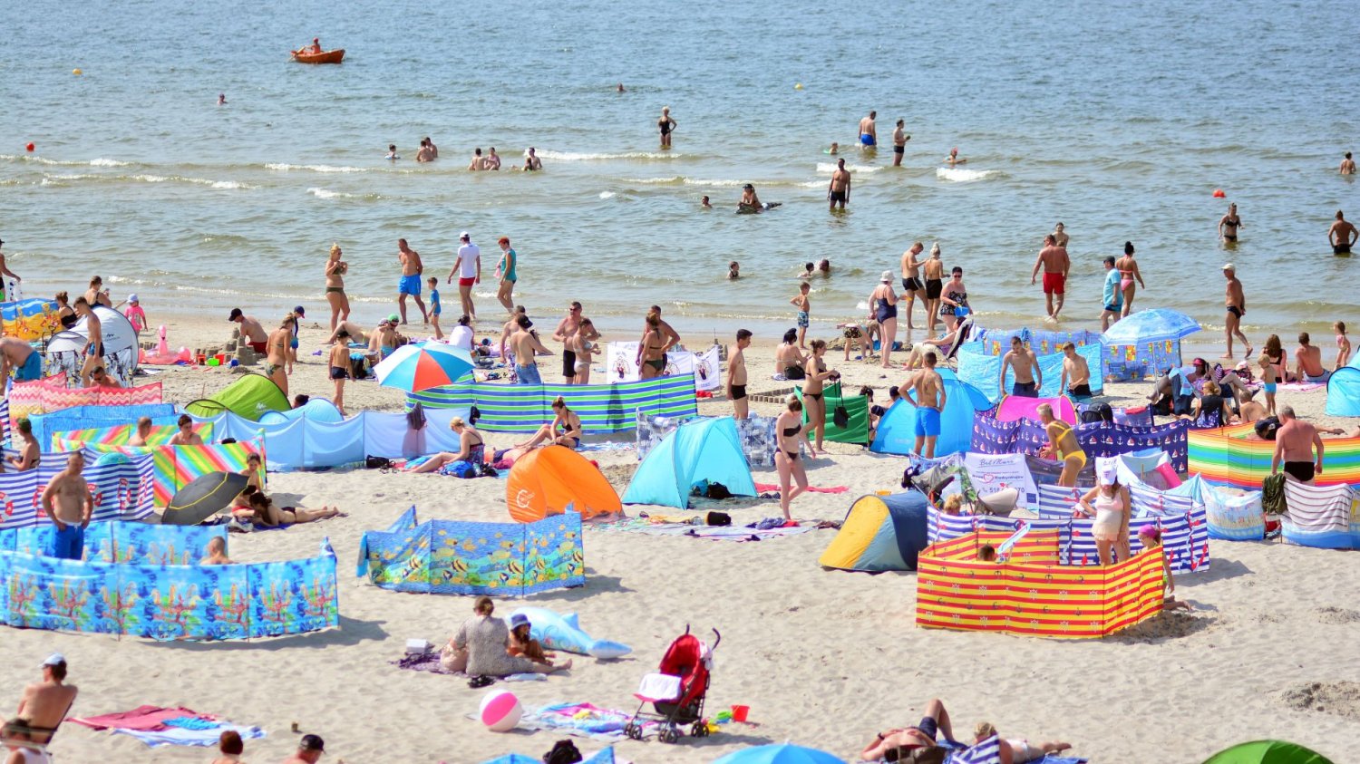 Bałtyk, plaża, turyści
