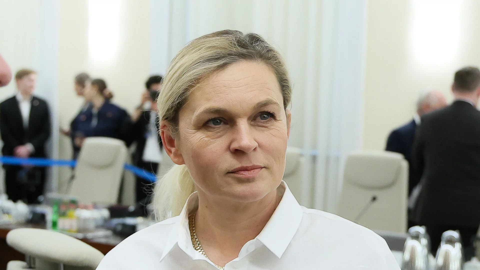 MEN zmienia edukację zdrowotną. Braun, Czarnek i biskupi mogą otwierać szampana