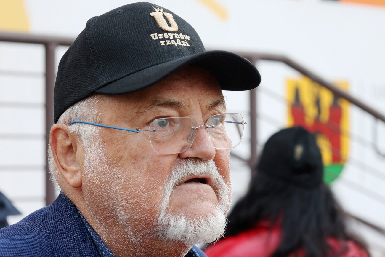 Andrzej Kosmala nie jest za występem Krawczyka juniora w Opolu.