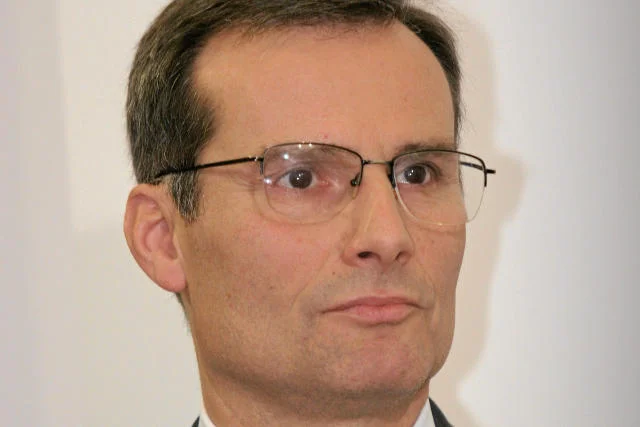 Stanisław Jerzy Komorowski, dyplomata i podsekretarz stanu w Ministerstwie Obrony Narodowej zginął 10 kwietnia 2010 r.