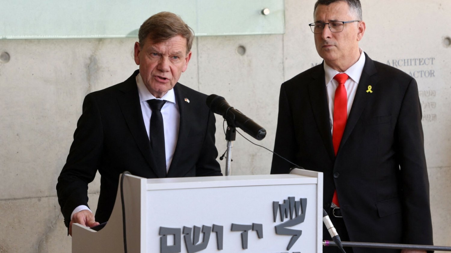 Szef niemieckiego MSZ wzywa do zawieszenia broni w Izraelu. Mowa o poważnych negocjacjach Niemcy. Szef MSZ wzywa do zawieszenia broni w Izraelu
