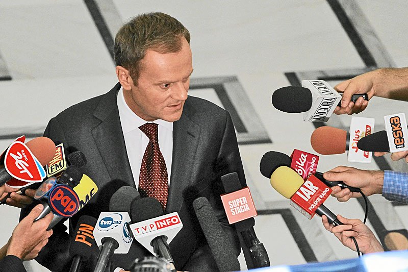 Mijają już czasy, gdy dziennikarze polowali na polityka, by zadać mu trudne pytania?