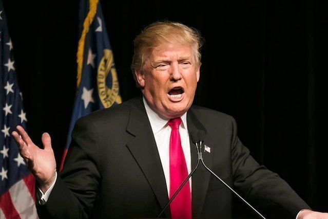 Greta Thunberg po roku odpowiedziała Donaldowi Trumpowi tymi samymi słowami, w jakich zwrócił się do niej prezydent USA.