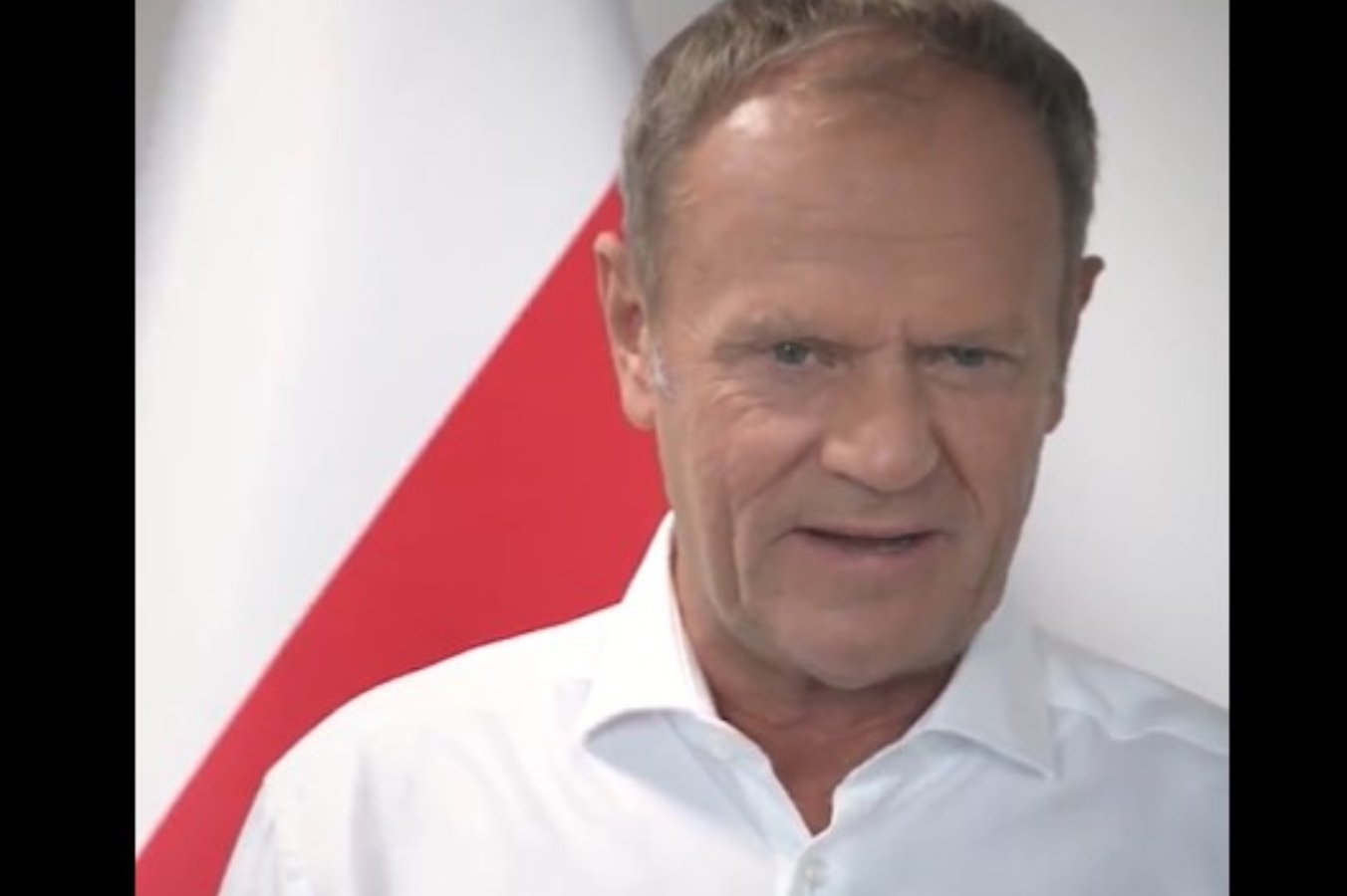 Donald Tusk nagrał wideo ws. polityki migracyjnej PiS.