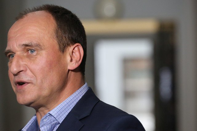 Kukiz osobliwie komentuje wykluczenie z obrad posła Szczerby (PO) przez marszałka Kuchcińskiego (PiS).