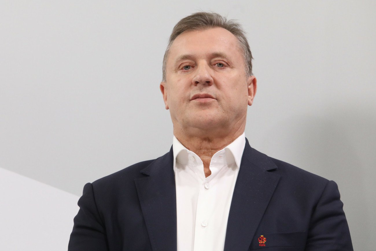 Cezary Kulesza zaripostował politykom, ale nadal PZPN milczy w skandalicznej sprawie dotyczącej Macieja Rybusa.