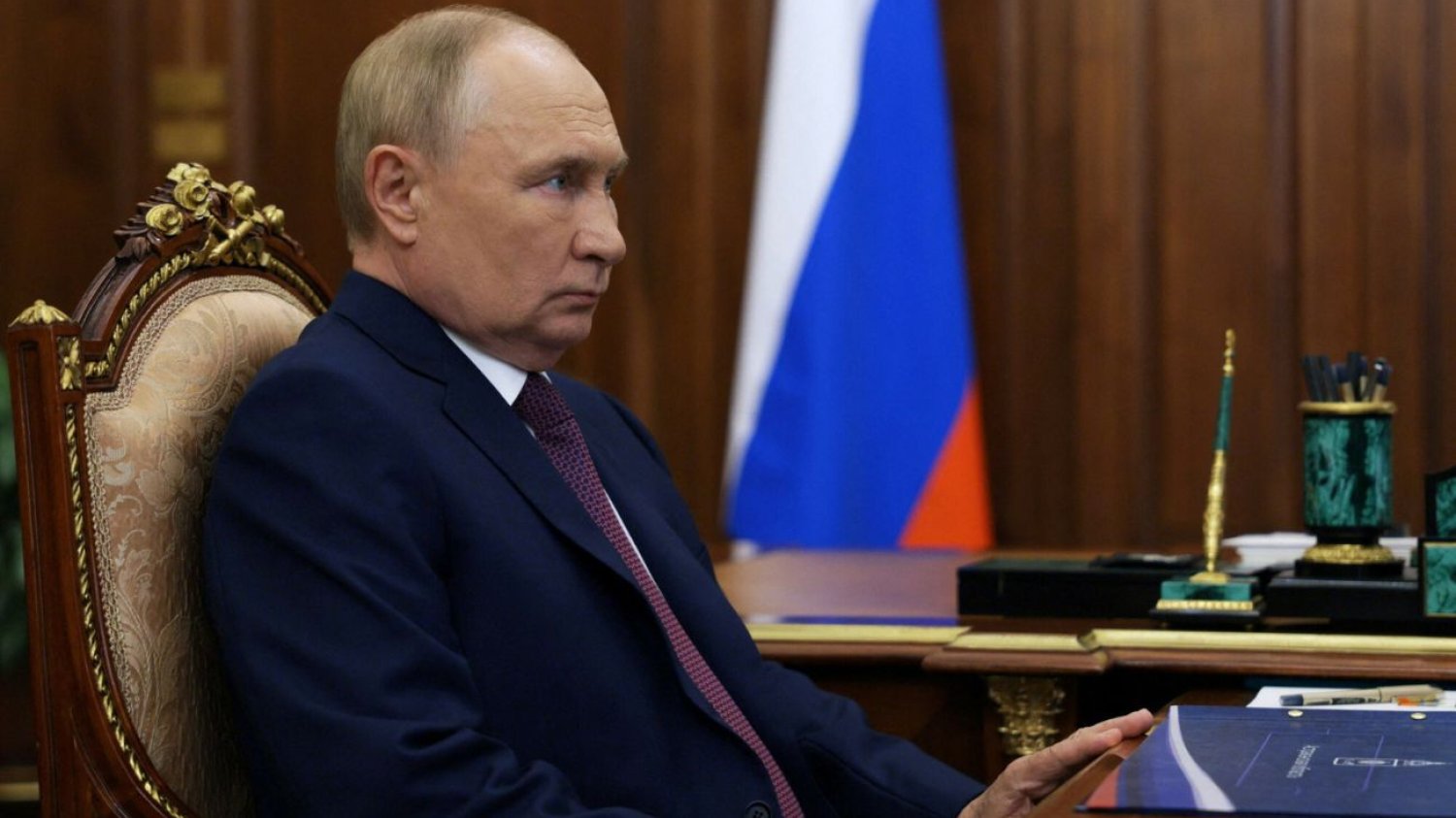 Władimir Putin miał odciąć się od politycznych przyjaciół. Jednak w jego otoczeniu są dwie wyjątkowo bliskie mu osoby
