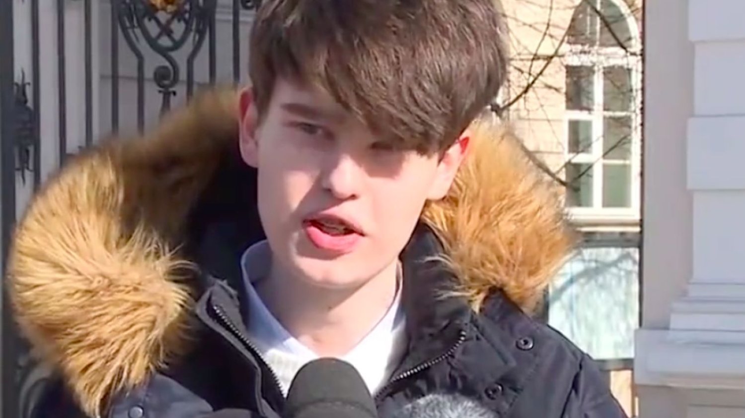 Młody działacz PiS Oskar Szafarowicz zabrał głos w sprawie krytyki, z jaką mierzy się po śmierci Mikołaja Filiksa.