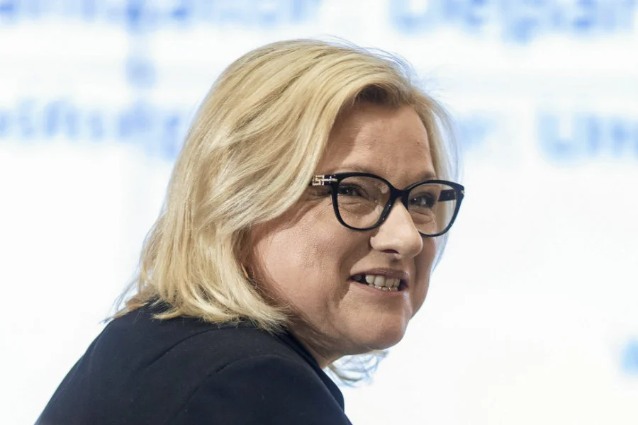 Beata Kempa lubi podróżować do Watykanu na koszt polskich podatników.