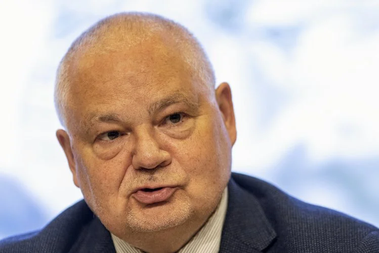NBP przegrał z "Gazetą Wyborczą", ale to nie koniec sprawy. Na zdjęciu szef banku centralnego Adam Glapiński.