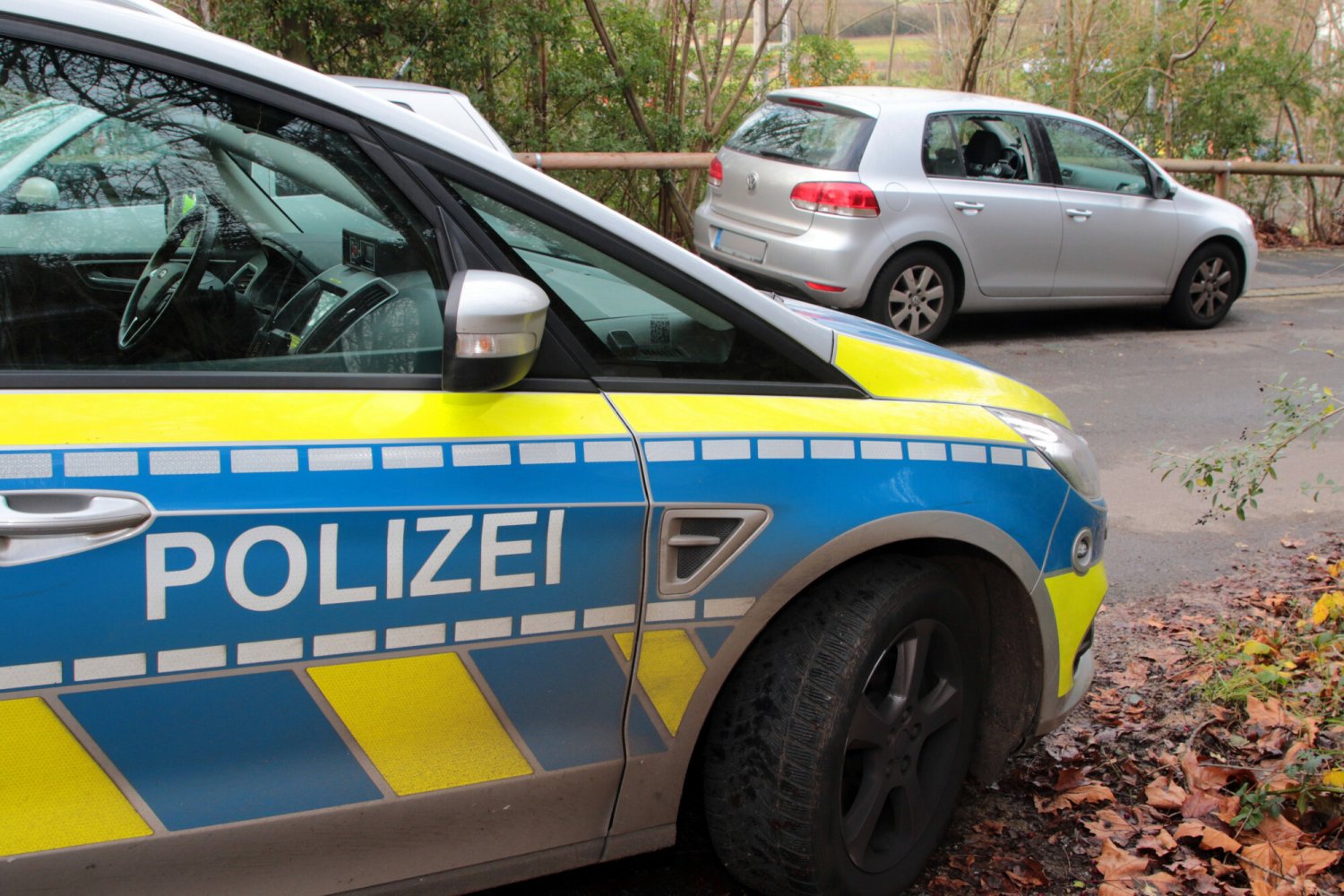 Na boisku szkolnym w Niemczech znaleziono ciało 19-latki.