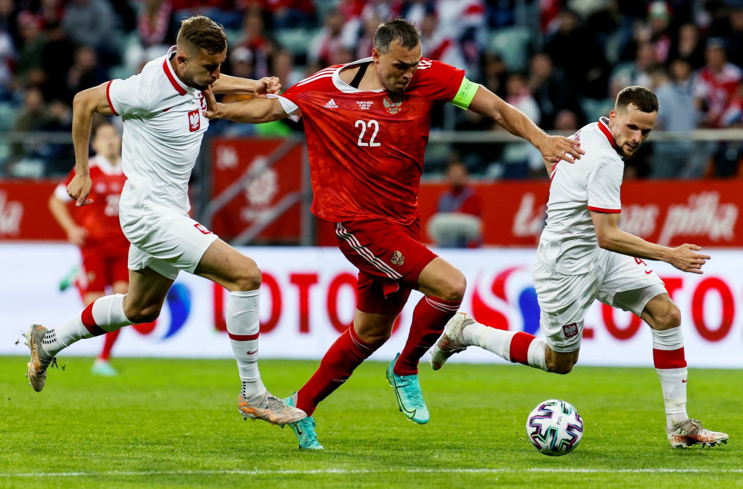 Artiom Dziuba ma wrócić do rosyjskiej kadry na mecz z Polską, choć jest skłócony z selekcjonerem