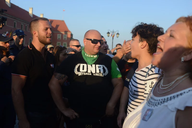 Szef MSWiA uważa, ze rozwiązanie wczorajszej demonstracji ONR było "od czapy".