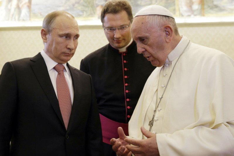 Nawet apele papieża Franciszka nic nie dały. Władimir Putin trzykrotnie odmówił umożliwienia ewakuacji cywilów z Mariupola